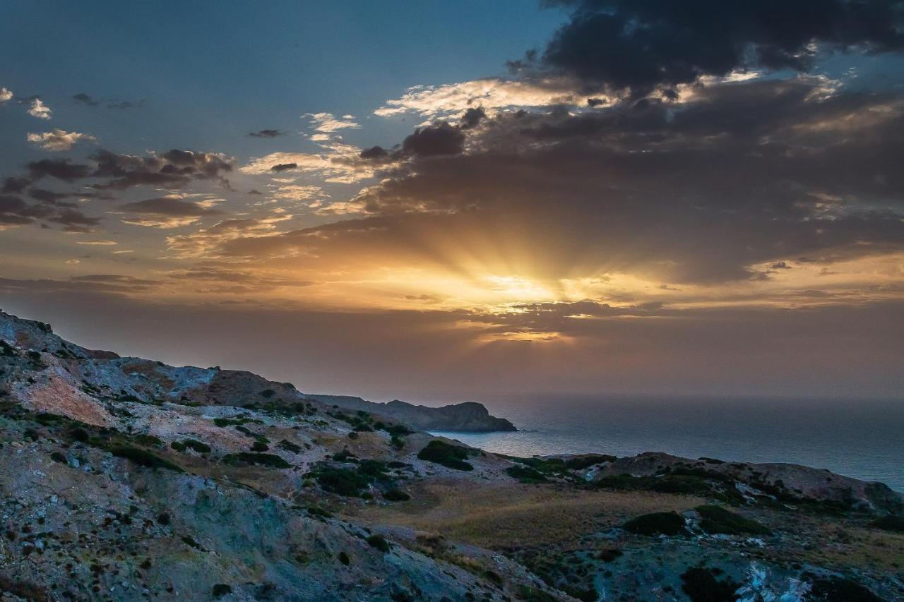 Psaravolada Hotel Milos Agia Kiriaki Beach  Dış mekan fotoğraf